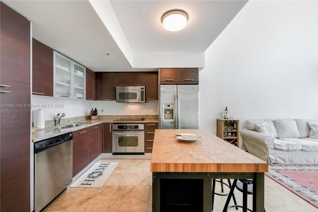 41 SE 5th St 1607, Miami, פלורידה 33131, ארצות הברית של אמריקה 