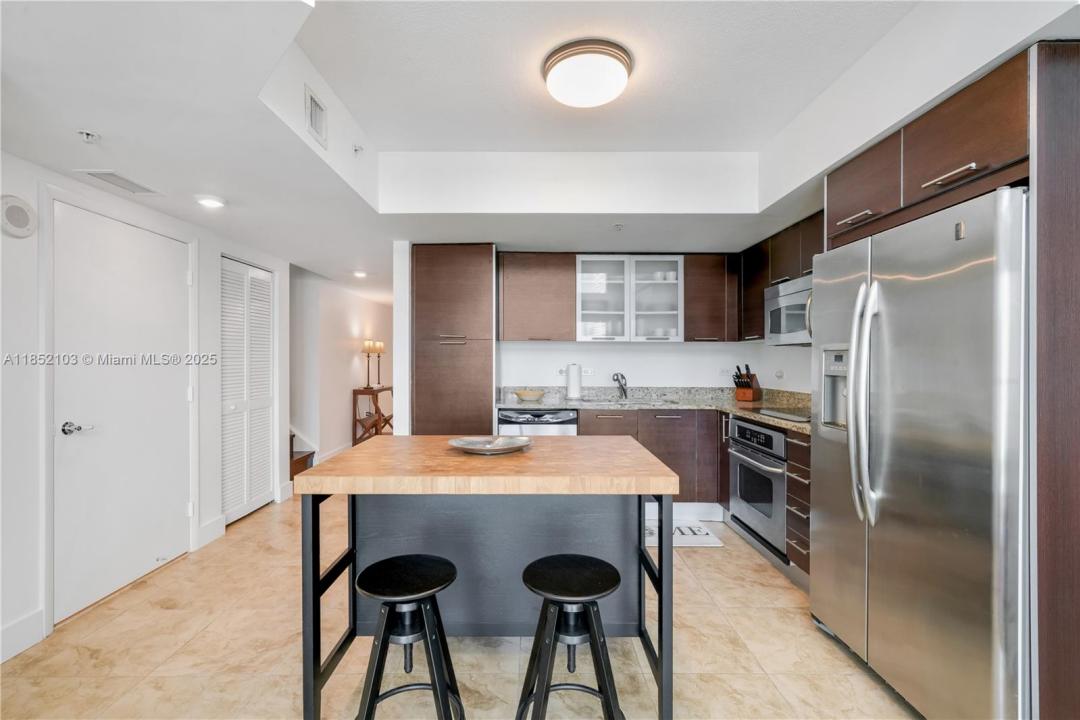 41 SE 5th St 1607, Miami, פלורידה 33131, ארצות הברית של אמריקה 