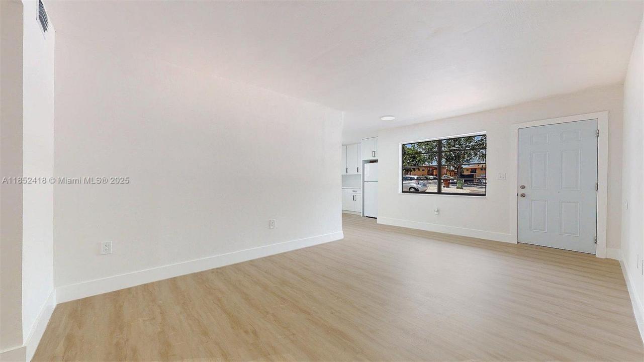 1674 W 42nd St 1674, Hialeah, Florida 33012, Amerika Birleşik Devletleri