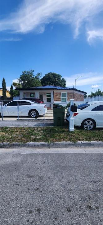 802 E 30th St, Hialeah, Flórida 33013, Estados Unidos