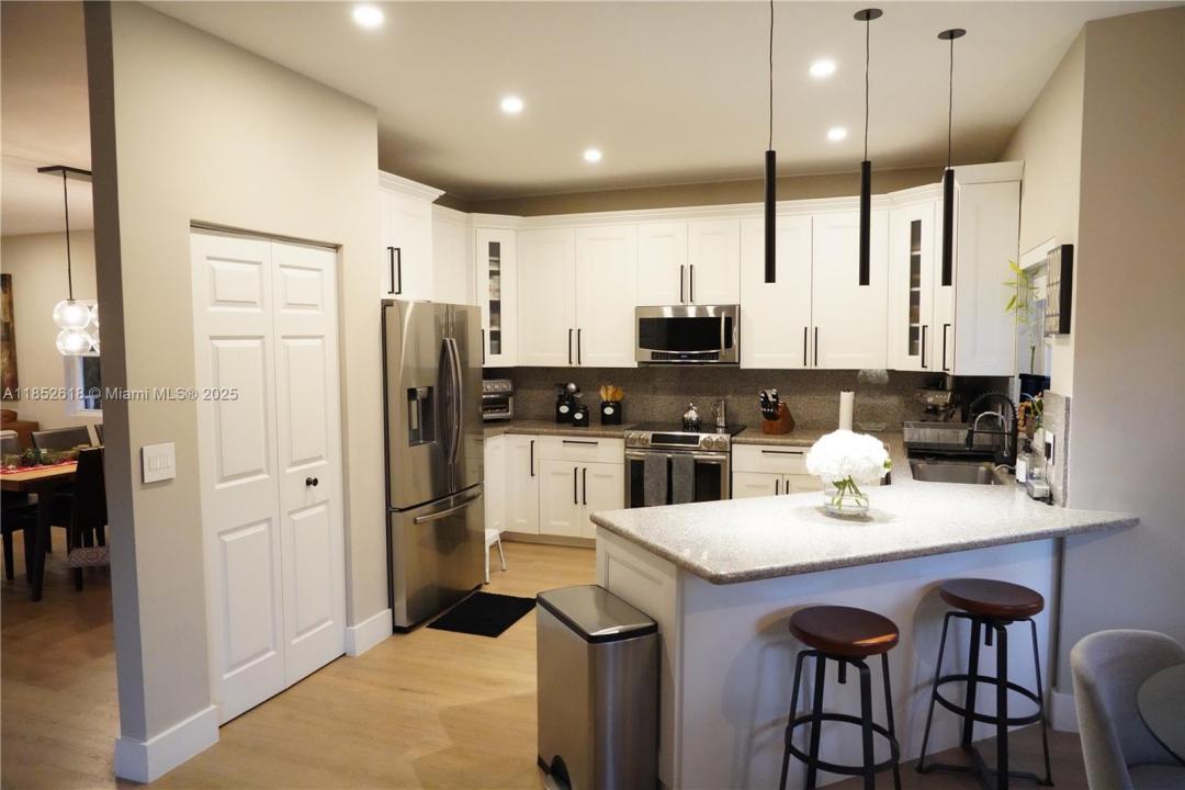 15628 SW 16th St 0, Pembroke Pines, Floride 33027, États-Unis