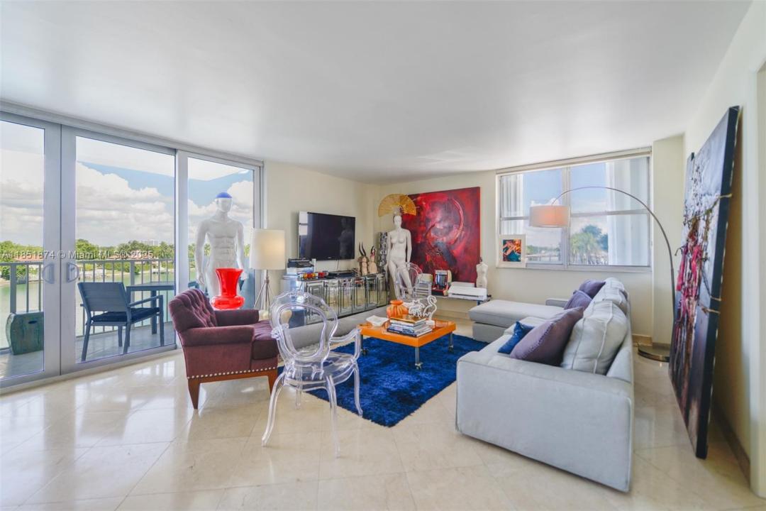 5838 Collins Ave 3A, Miami Beach, Florida 33140