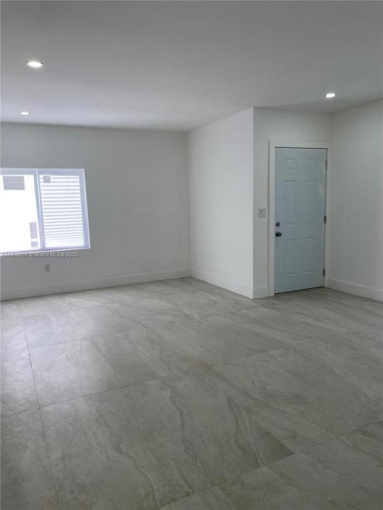 1310 Sharazad Blvd, Opa-Locka, Florida 33054, Amerika Birleşik Devletleri