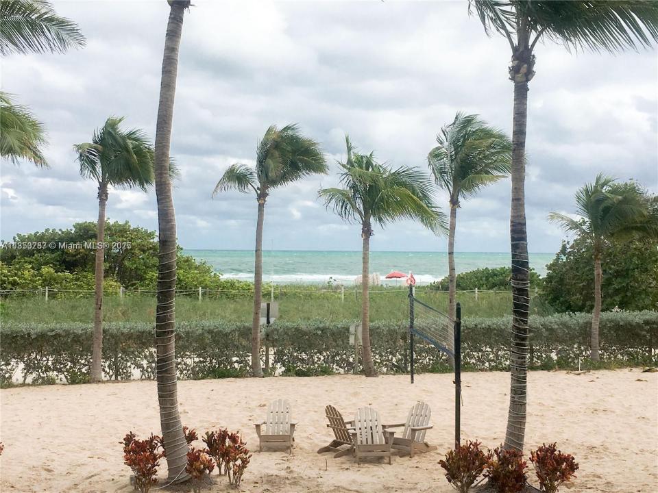 9201 Collins Ave 323, Surfside, Floride 33154, États-Unis