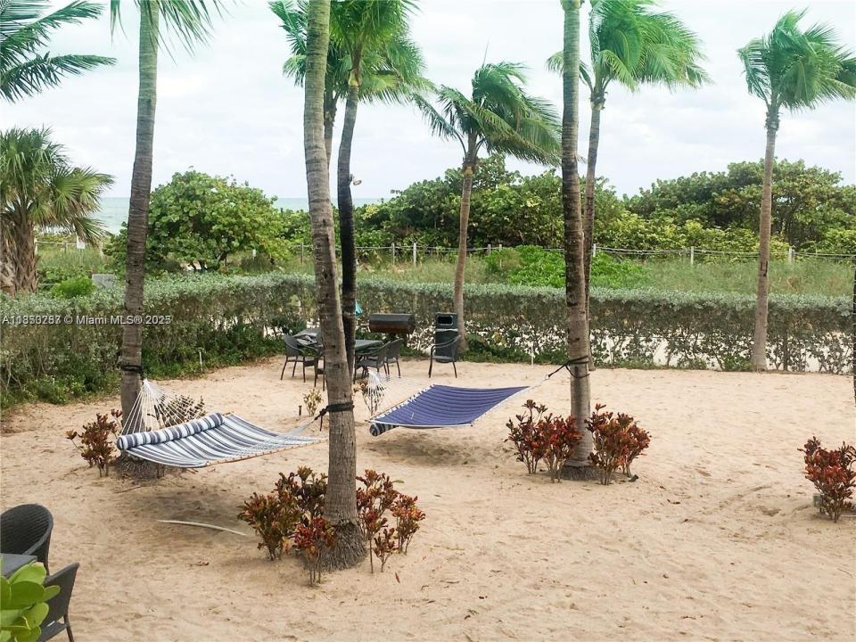 9201 Collins Ave 323, Surfside, Floride 33154, États-Unis