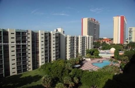 16909 N Bay Rd 707, Sunny Isles Beach, Florida 33160, USA
