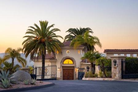 Lakeview Drive, Poway, California 92064