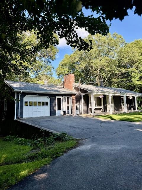 90 Old Sayles Hill Road, North Smithfield, Rhode Island 02865, USA