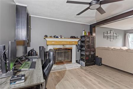90 Old Sayles Hill Road, North Smithfield, Rhode Island 02865, USA