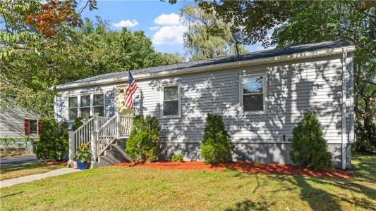 25 Douglas Circle, Smithfield, Rhode Island 02828, Estados Unidos