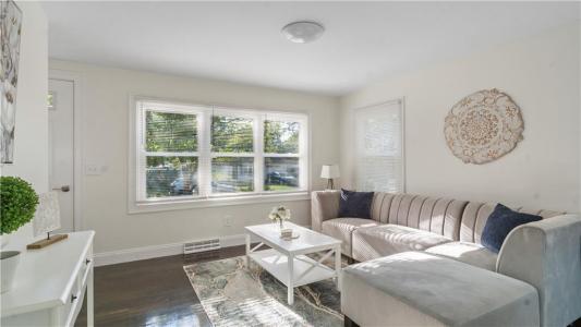 25 Douglas Circle, Smithfield, Rhode Island 02828, Estados Unidos