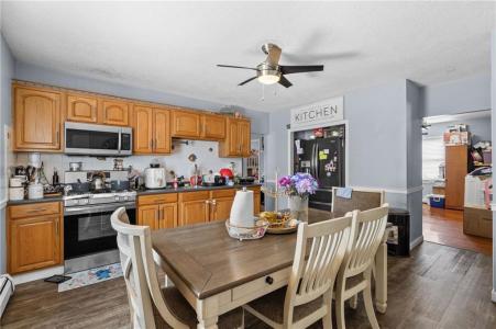 14 Parker Street, Central Falls, 罗得岛 02863, 美国