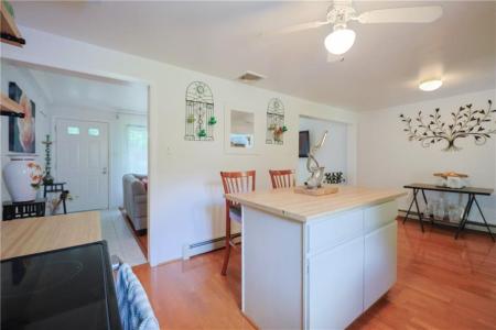 42 Hopkins Avenue, Johnston, Rhode Island 02919, Amerika Birleşik Devletleri