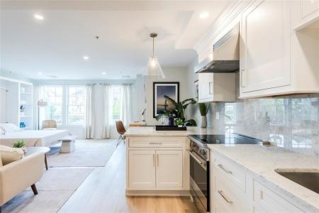 10 Brown & Howard Wharf 102, Newport, Rhode Island 02840, Estados Unidos