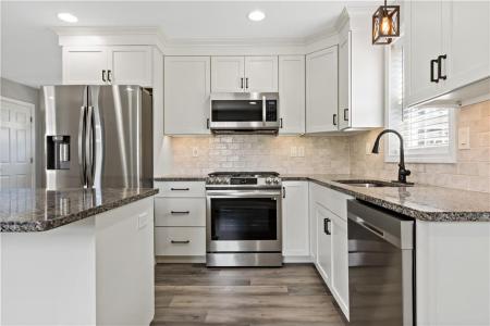 12 Henry Street, Westerly, Rhode Island 02891, USA
