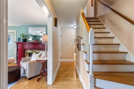 21 Woburn Road, East Providence, رود ايلاند 02916, الولايات المتحدة