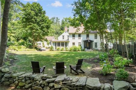 8061 Post Road, North Kingstown, RI 02852, USA