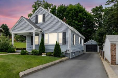 77 Rockwood Avenue, Cranston, 羅德島州 02920, 美國
