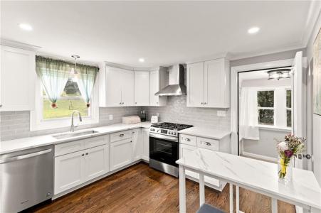 77 Rockwood Avenue, Cranston, 羅德島州 02920, 美國