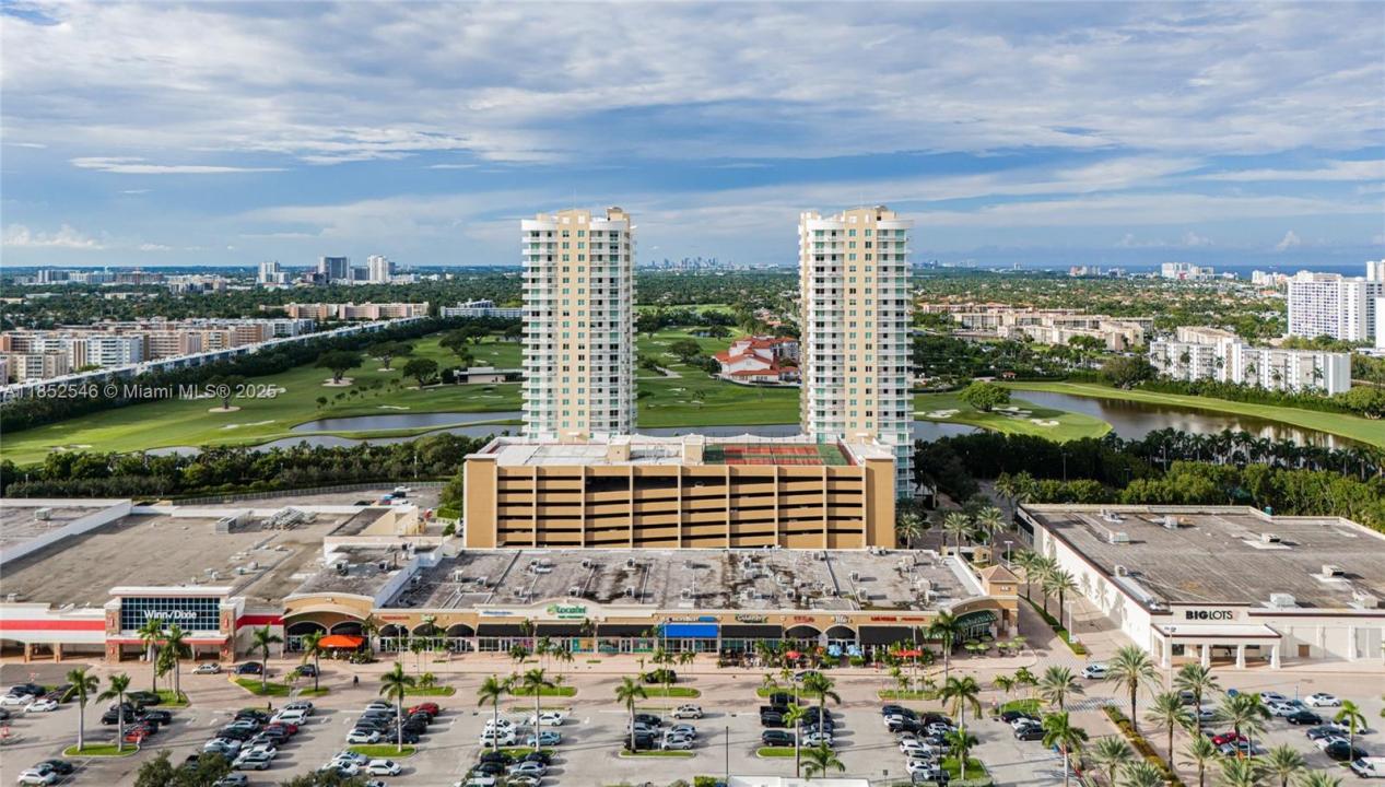 1745 E Hallandale Beach Blvd 1804W, Hallandale Beach, פלורידה 33009, ארצות הברית של אמריקה