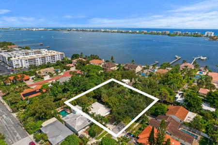 4 17th Avenue S, Lake Worth Beach, Florida 33460