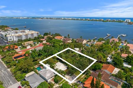 4 17th Avenue S, Lake Worth Beach, Florida 33460