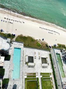 16001 Collins Ave 2207, Trump Towers I, Sunny Isles Beach, Florida 33160