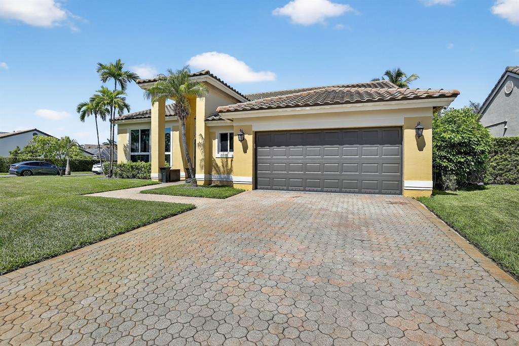 1210 NW 193rd Ave, Chapel Trail Estates, Pembroke Pines, Florida 33029