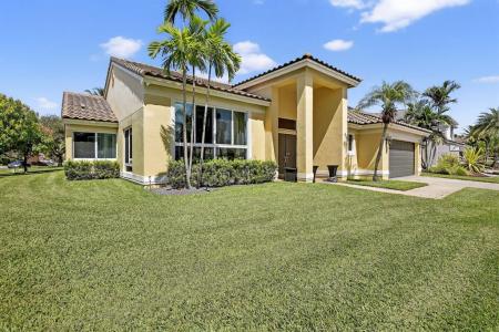 1210 NW 193rd Ave, Chapel Trail Estates, Pembroke Pines, Florida 33029