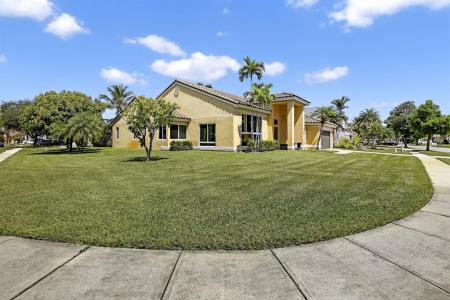 1210 NW 193rd Ave, Chapel Trail Estates, Pembroke Pines, Florida 33029