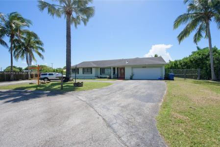 28242 SW 163rd Ct, Homestead, Florida 33033, USA