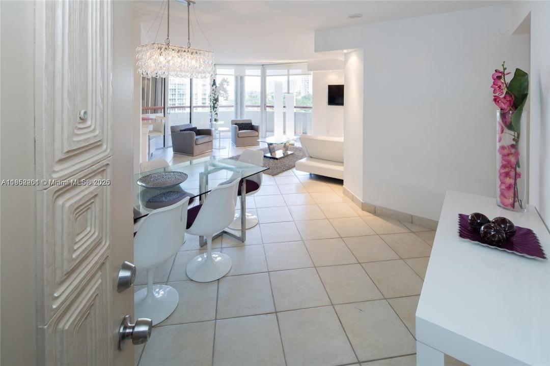 15645 Collins Ave 601, Sunny Isles Beach, Florida 33160