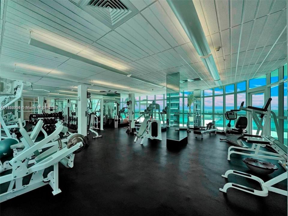 218 SE 14th St 1407, Miami, فلوريدا 33131, الولايات المتحدة