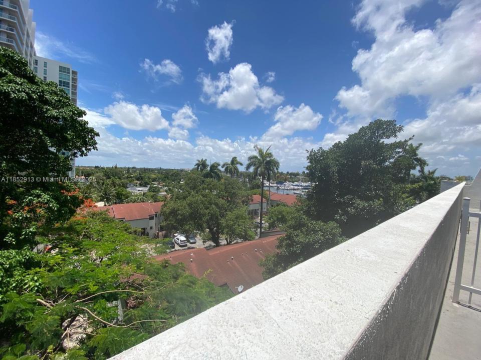 1861 NW S River Dr 702, Miami, Flórida 33125, Estados Unidos