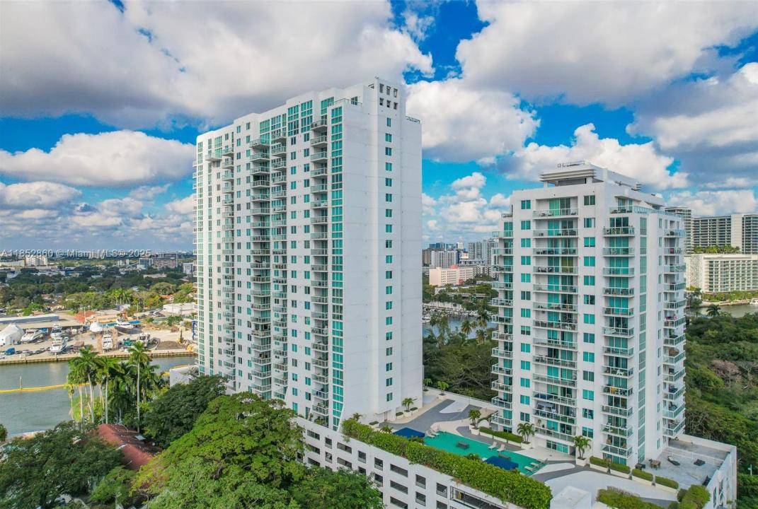 1861 NW North River Dr 1806, Miami, Florida 33125