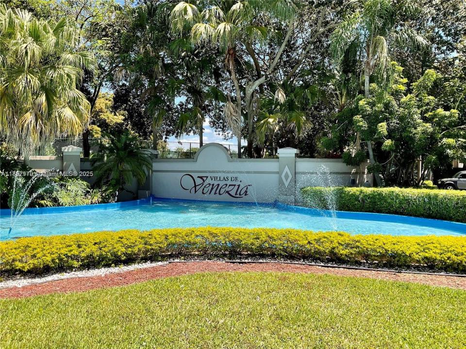 9886 Nob Hill Ln, Sunrise, Floride 33351, États-Unis
