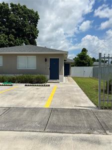 2119 NW 43rd St 2219, Miami, Florida 33142, USA