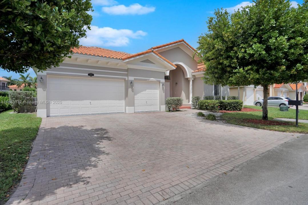 7871 SW 195th Ter, Cutler Bay, Florida 33157, Estados Unidos