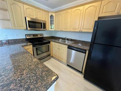 1401 NE 53rd St 208, Fort Lauderdale, Florida 33334, USA