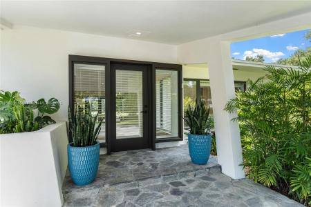 6220 SW 123rd Ter 6220, Pinecrest, Florida 33156, USA