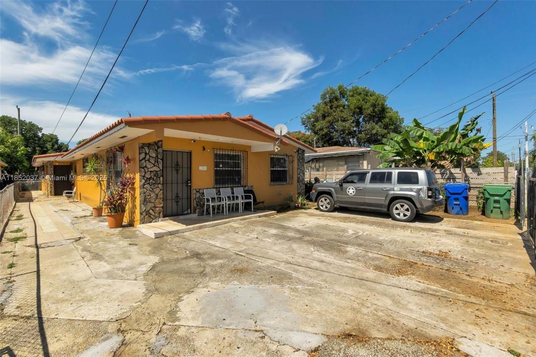 2311 NW 33rd St, Miami, Florida 33142, Estados Unidos