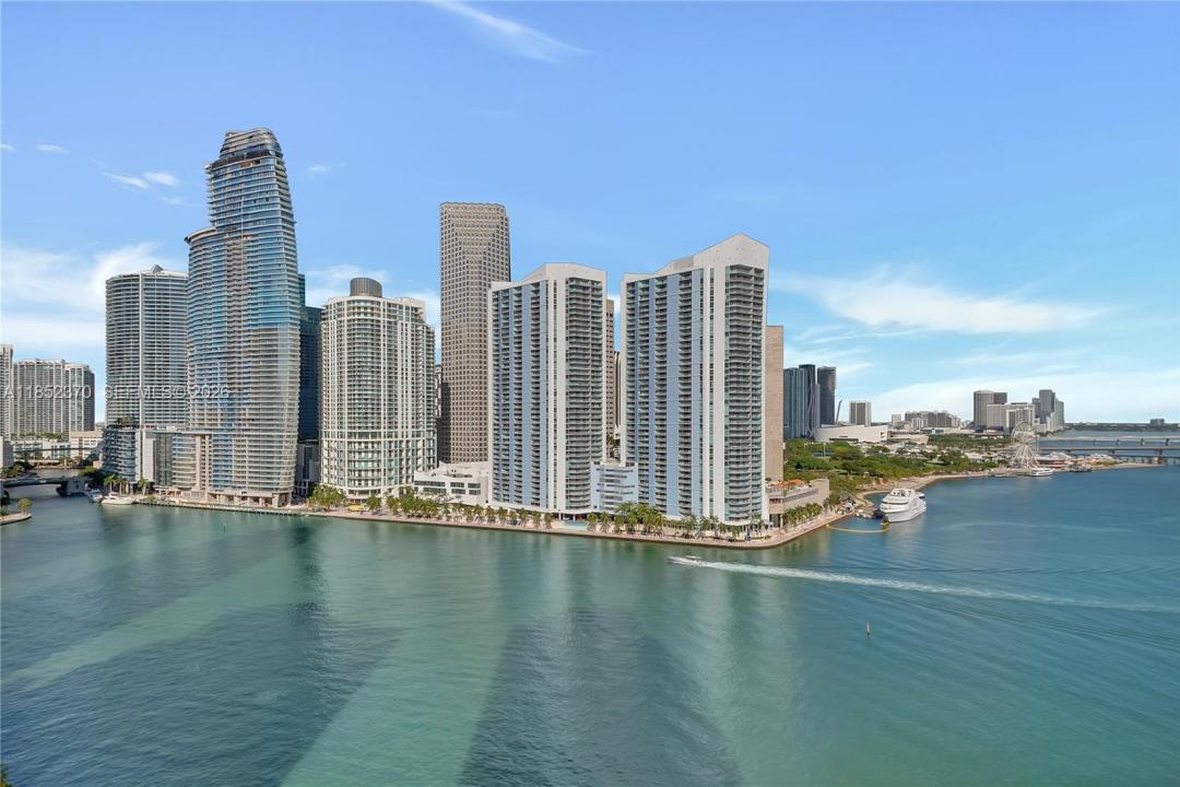 848 Brickell Key Dr 1906, Miami, Floryda 33131, USA