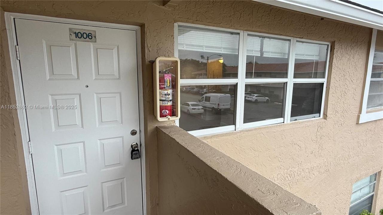 1006 Twin Lakes Dr 20-E, Coral Springs, フロリダ 33071, アメリカ合衆国