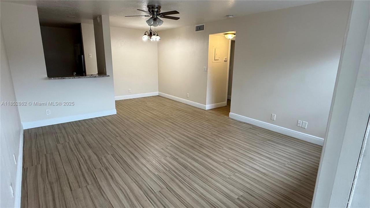 1006 Twin Lakes Dr 20-E, Coral Springs, フロリダ 33071, アメリカ合衆国