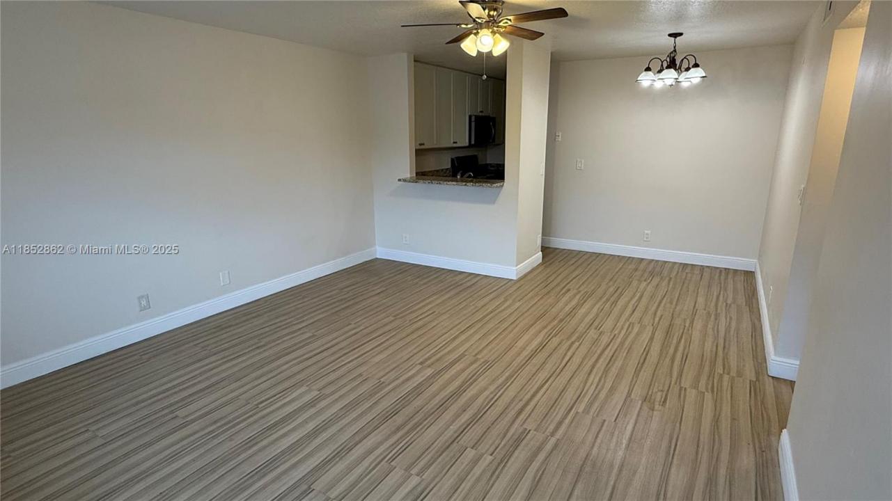 1006 Twin Lakes Dr 20-E, Coral Springs, フロリダ 33071, アメリカ合衆国
