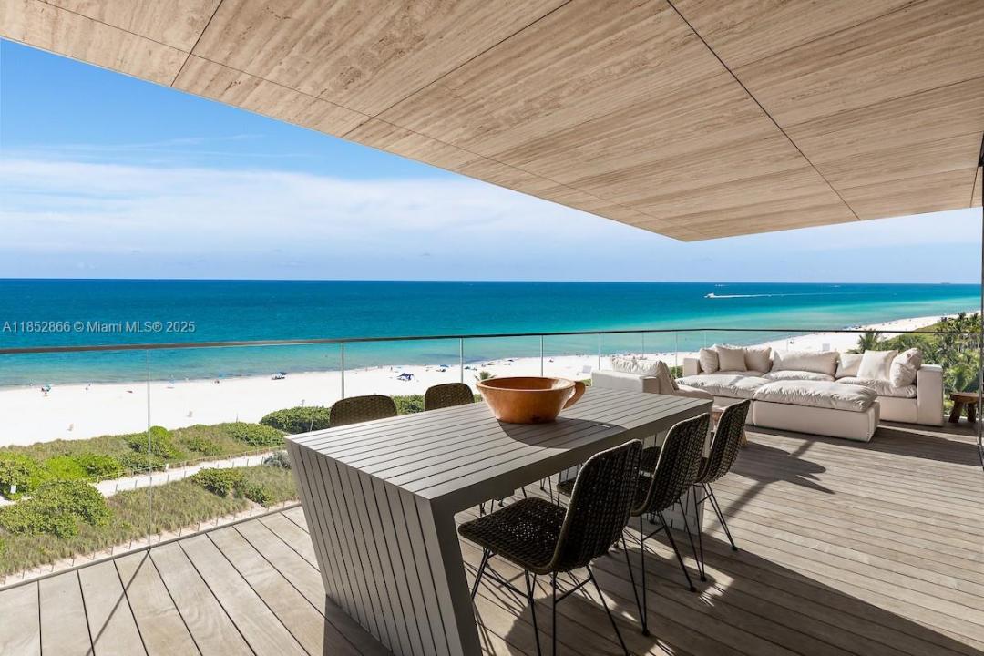 8955 Collins Ave 402, Surfside, Floride 33154, États-Unis