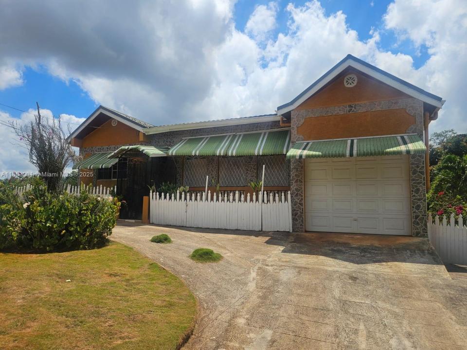00 Mandeville, Manchester Hills Jamaica, فلوريدا, الولايات المتحدة