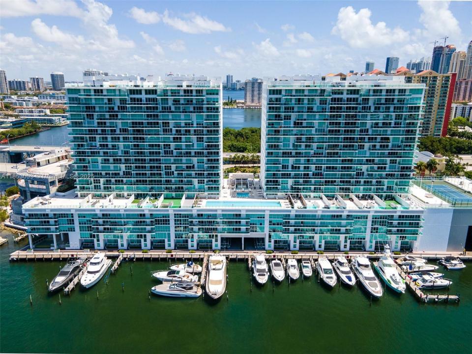 400 Sunny Isles Blvd 1604, Sunny Isles Beach, Flórida 33160, Estados Unidos
