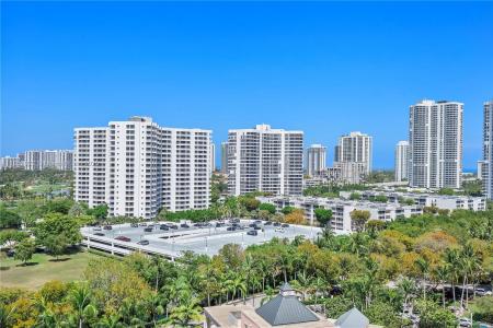3340 NE 190th St 1206, Aventura, Florida 33180, USA