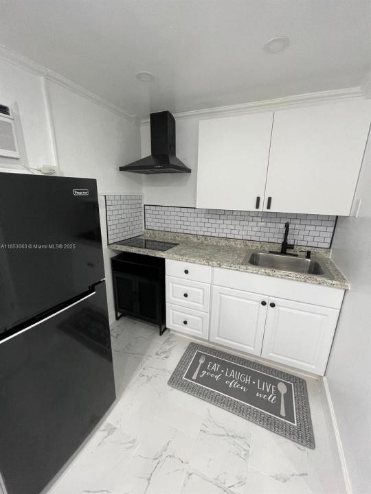 5829 Fillmore St B, Hollywood, Florida 33021, USA